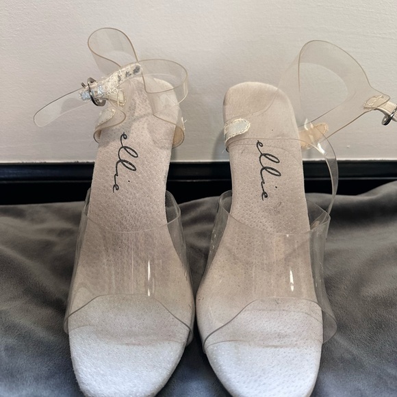 Clear Heels - Picture 3 of 10